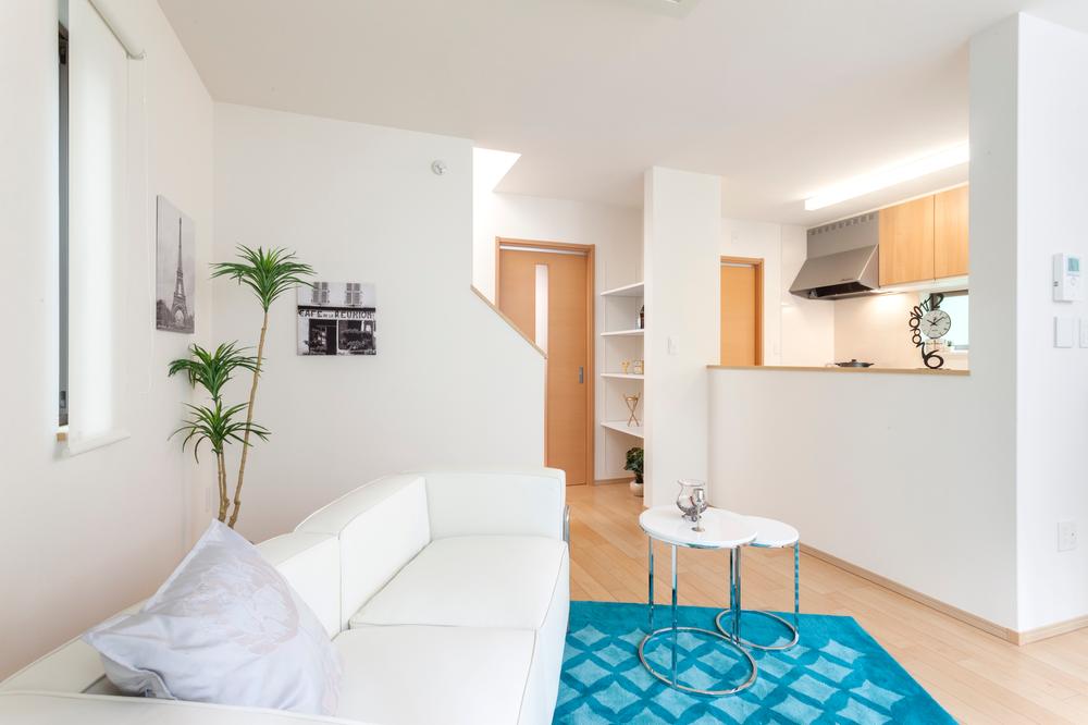 Living. Building 2 model building (October 2013) Shooting