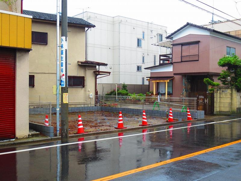 Local appearance photo. Local (10 May 2013) Shooting