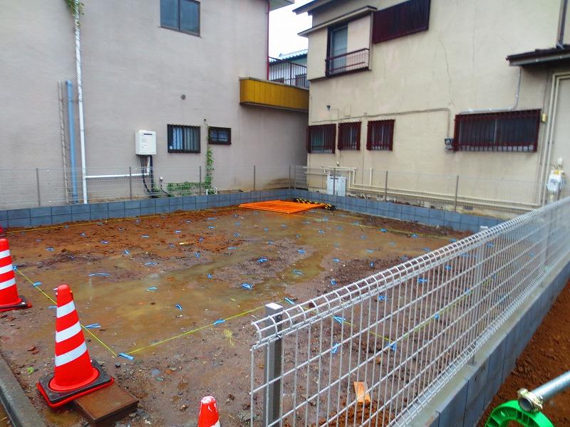 Local appearance photo. Local (10 May 2013) Shooting