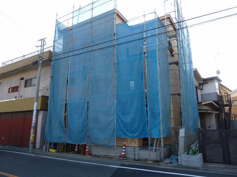 Local appearance photo. Local (12 May 2013) Shooting