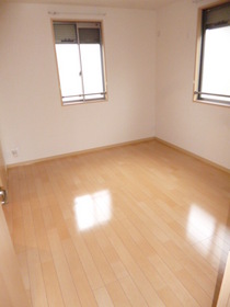 Living and room. Western-style 6.3 Pledge