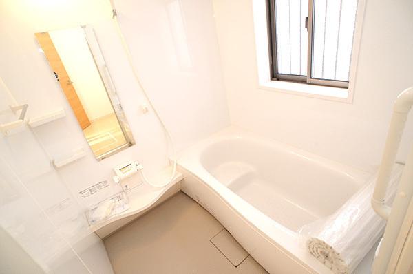 Bathroom. 1 Building