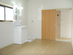 Living and room. 7.2 Pledge of dining kitchen