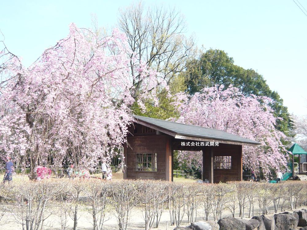park. 250m to Totsuka Shimodai park (Spring)