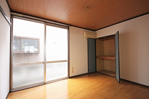 Other.  ※ Another room is taken between similar