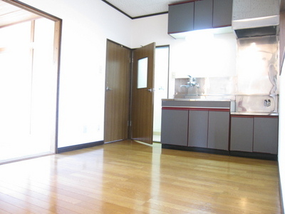 Kitchen. Engine is a color kitchen accents worked of