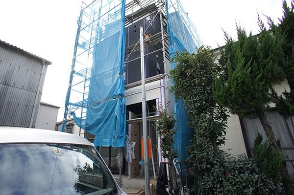 Local appearance photo. Local (12 May 2013) Shooting