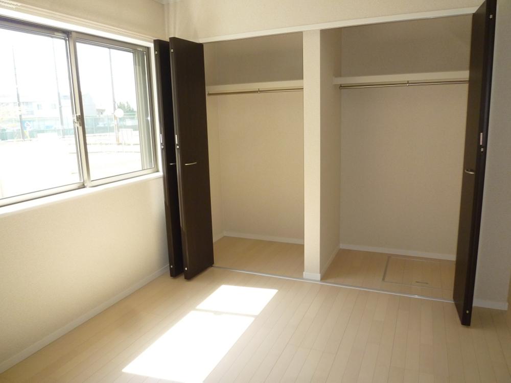 Receipt.  [Our construction cases] Because the door is movable, And out of the big ones is also happy to. 