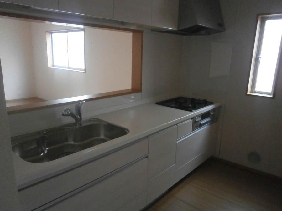 Kitchen. anytime, anywhere. To have received your contact can guide you ready within 30 minutes, We are ready at all times