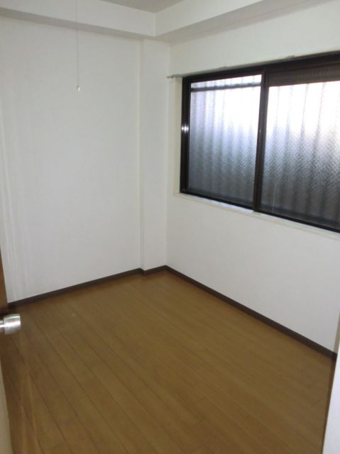 Other room space. Closet will come in handy