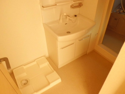 Washroom. Washroom (complete image)