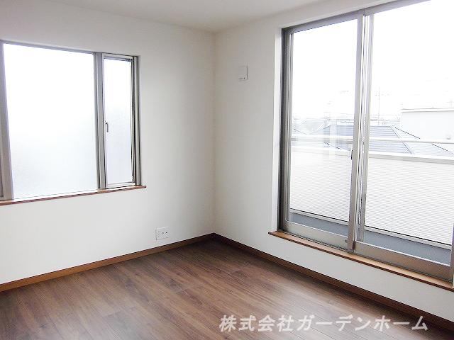 Other introspection. How in the child's study room