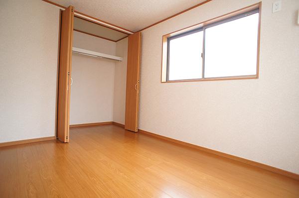 Non-living room. Indoor (11 May 2013) Shooting