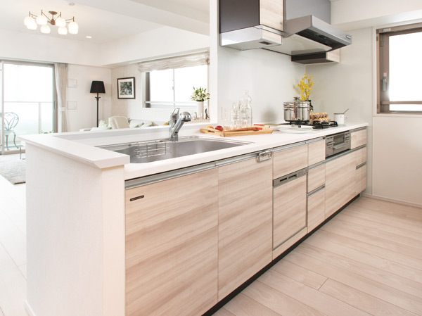 Kitchen.  [kitchen] A variety of equipment that will firmly support the daily housework ・ Adopting the specification. Functionality is also stick to the ease of course care, Was aimed at fun kitchen're using.