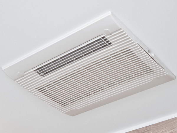 Bathing-wash room.  [Bathroom electric heating dryer] Bathroom heating dryer laundry even on rainy days can be dried. It can also be used as a winter of preliminary heating.