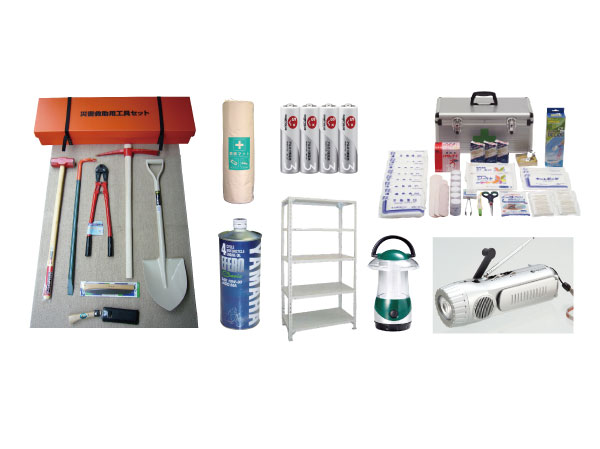 earthquake ・ Disaster-prevention measures.  [With the house assuming a disaster "disaster prevention stockpile warehouse"] To ensure the safety of people who're in the event of a disaster, It established a disaster prevention warehouse in the building. Including emergency equipment, Tools and generators, And standing the emergency items such as light equipped in case of emergency.