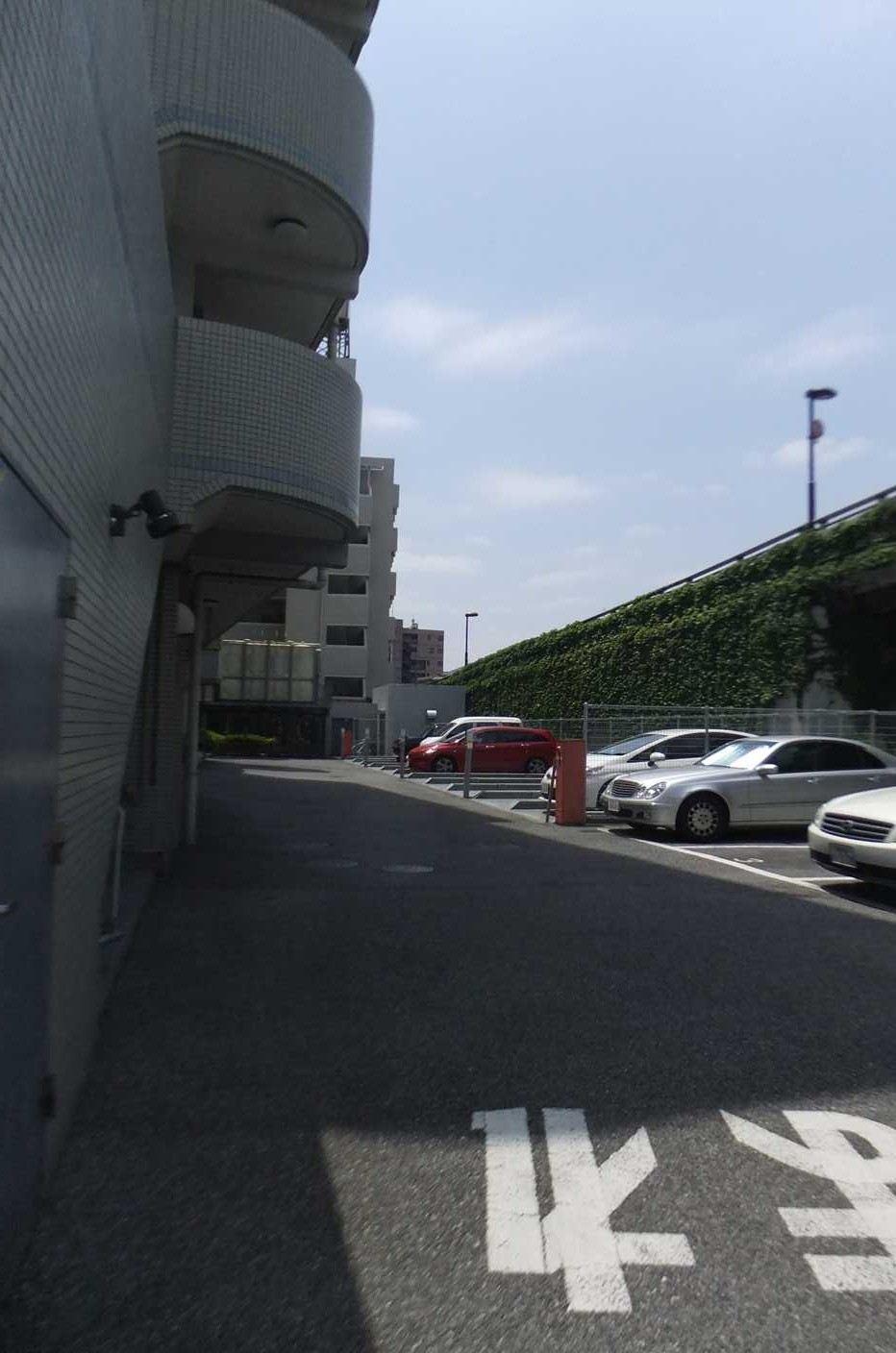Parking lot. Multistory parking garage ・ Flat, Bike shelter, There is also bicycle parking