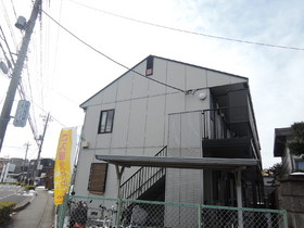 Building appearance. 2-storey apartment