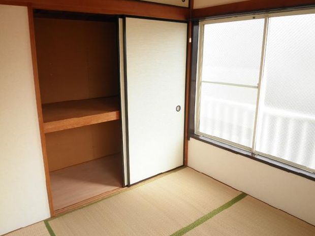 Receipt. Separate reference is a picture