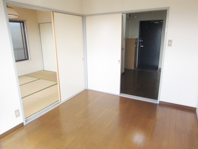 Living and room. Western-style flooring upholstery