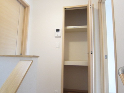 Receipt. The third floor also housed have in the room