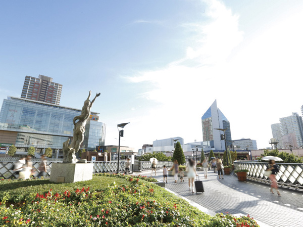 Surrounding environment. Kawaguchi Station East