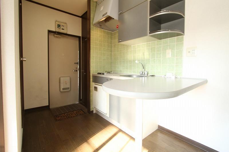 Kitchen. It may be access to the city center, It is recommended for those of a new society