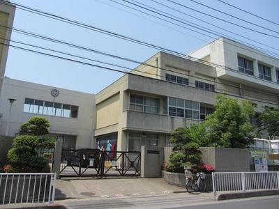 Primary school. Tozukahigashi up to elementary school (elementary school) 568m