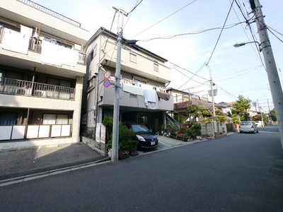 Other. 10m until the appearance (Other)