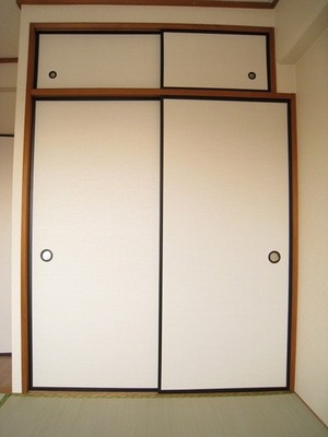 Receipt. Large storage space