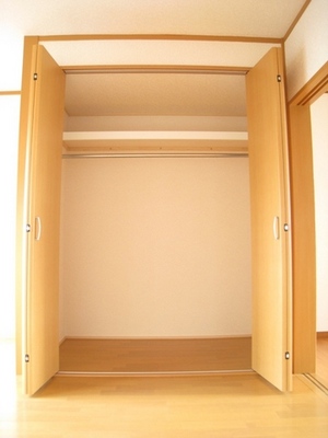 Receipt. Storage is plenty