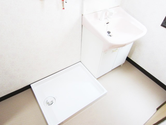 Washroom. Indoor washing machine area of ​​the peace of mind on a rainy day