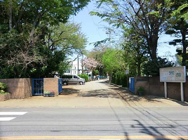 Junior high school. 756m until Kawaguchi Municipal Angyo junior high school