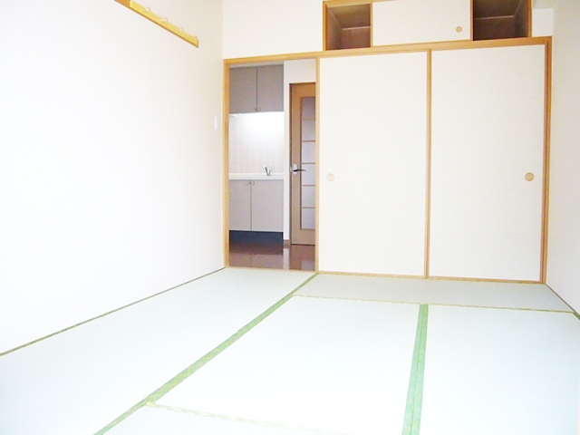 Living and room. This is a sample photo of another in Room.