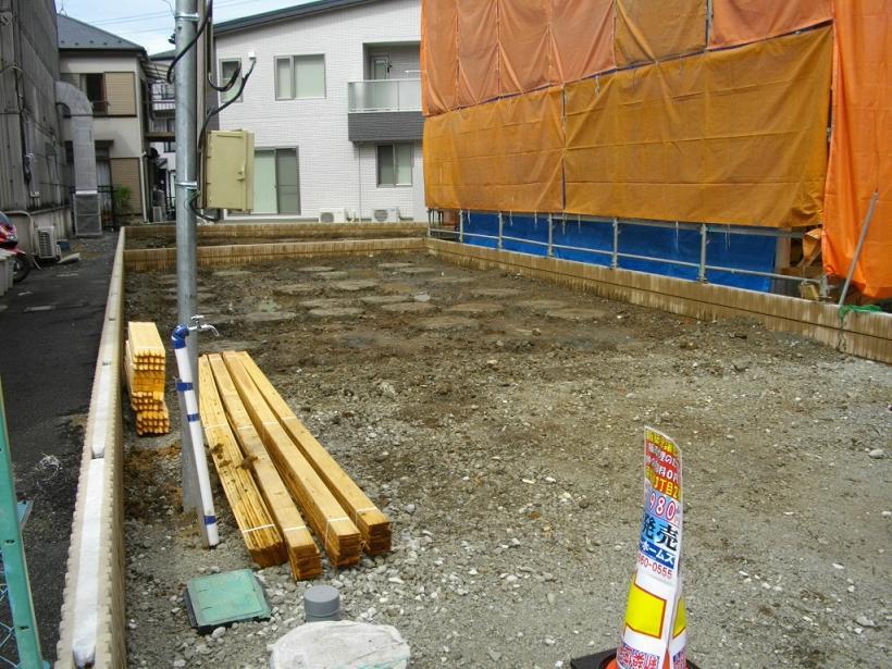 Local appearance photo. Building 2 Local (10 May 2013) Shooting