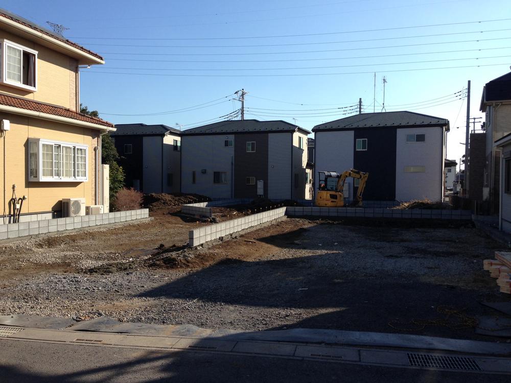 Local appearance photo. Local (12 May 2013) Shooting