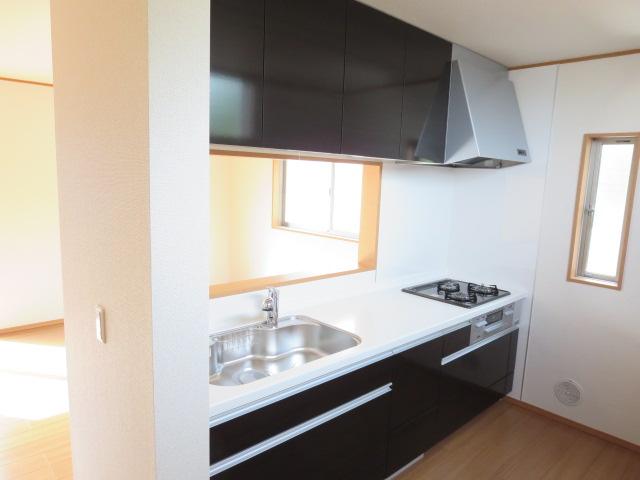 Kitchen.  ■ System kitchen