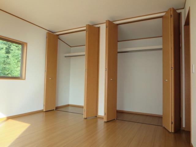 Receipt.  ■ closet