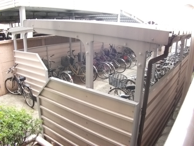 Other common areas. Place for storing bicycles