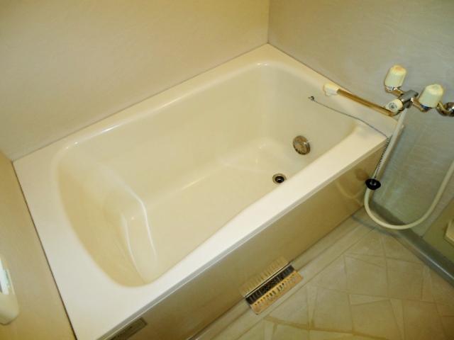 Bath. It is economical in the bath with a reheating function