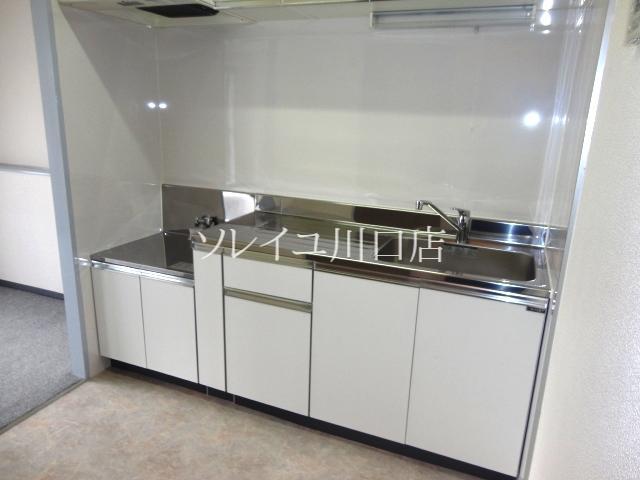 Kitchen. Widely easy-to-use kitchen labor charges