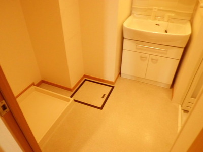 Washroom. Washroom ・ Dressing room