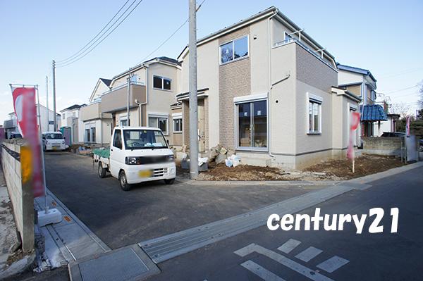 Local photos, including front road. 12 / 12 shooting Completion of framework