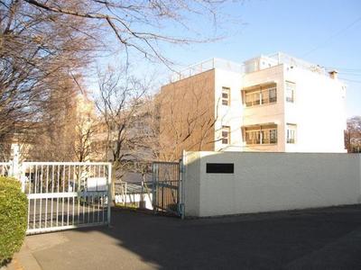 Junior high school. Coyaba 115m until junior high school (junior high school)