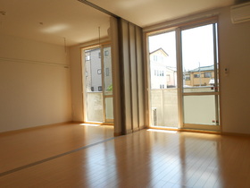 Living and room. All Western-style