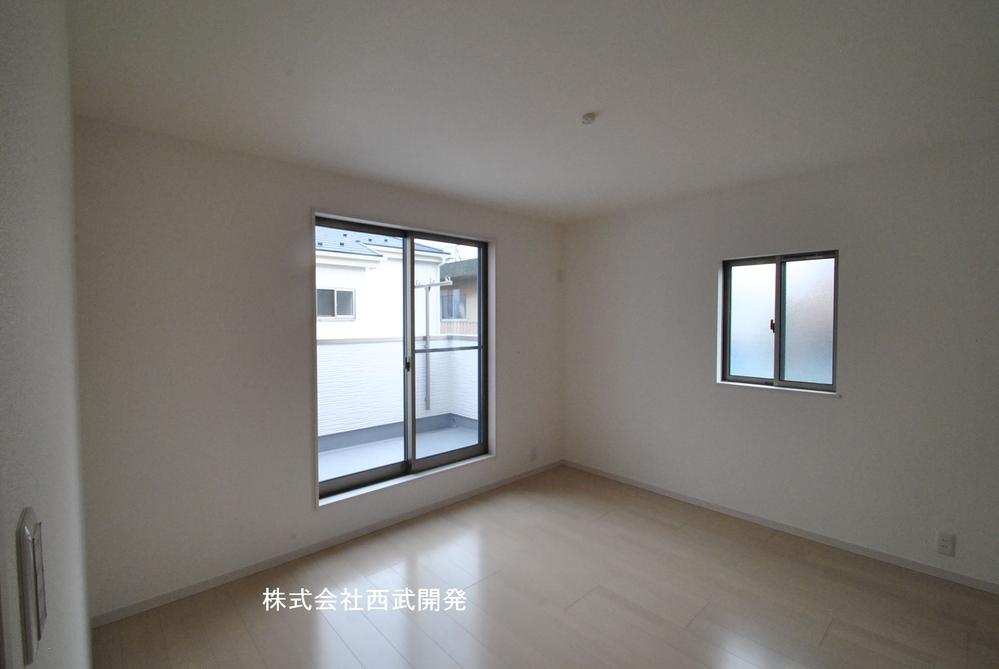 Non-living room. Indoor (11 May 2013) Shooting