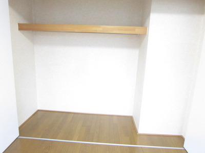 Receipt. Because storage is plenty, The room is likely to use To spacious