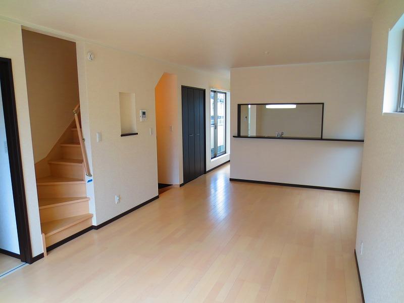 Living. Local (August 2013) Shooting