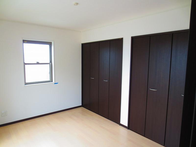 Non-living room. Local (August 2013) Shooting