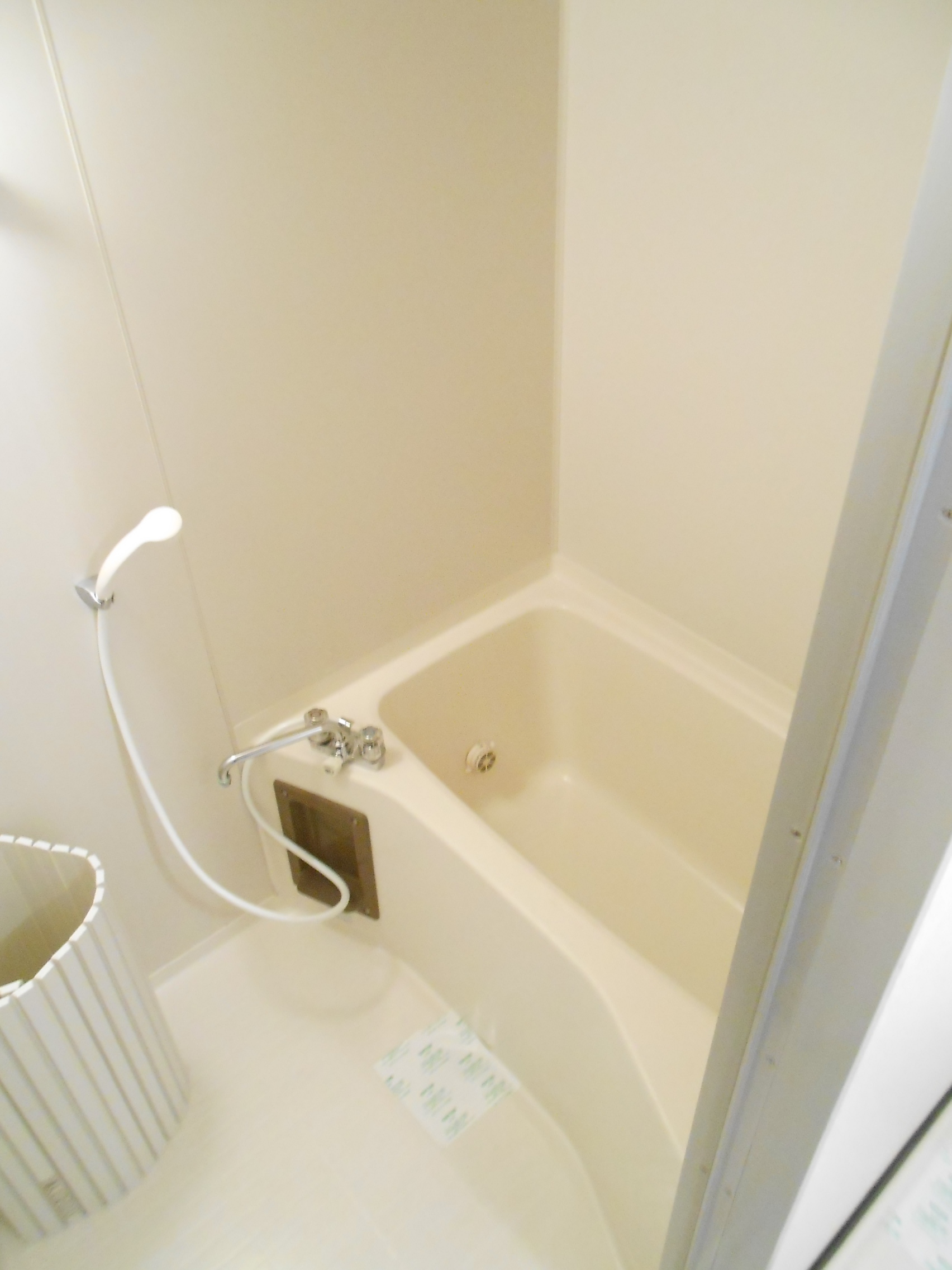 Bath. Bathroom with reheating